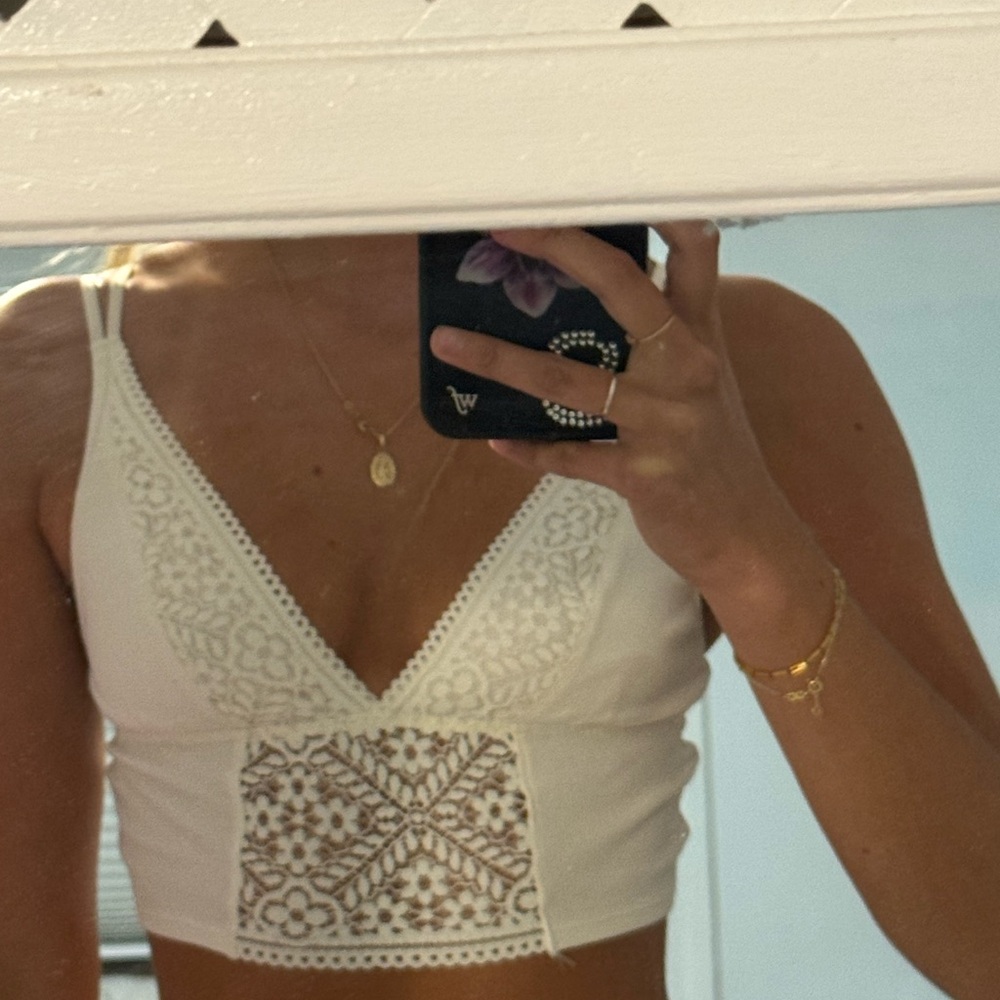 White Aerie tank